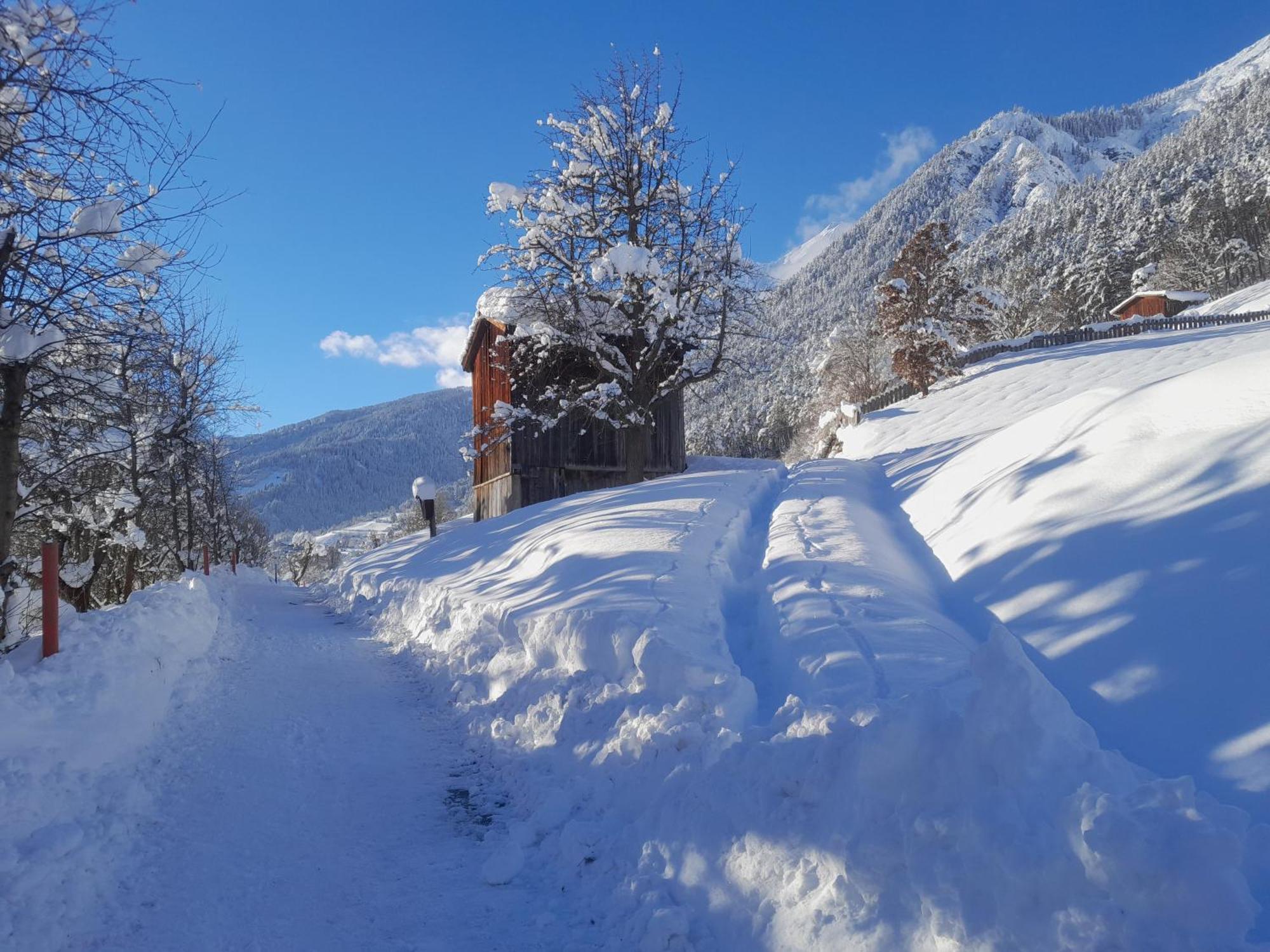 Haus Hotz Apart Talblick Grins Екстер'єр фото